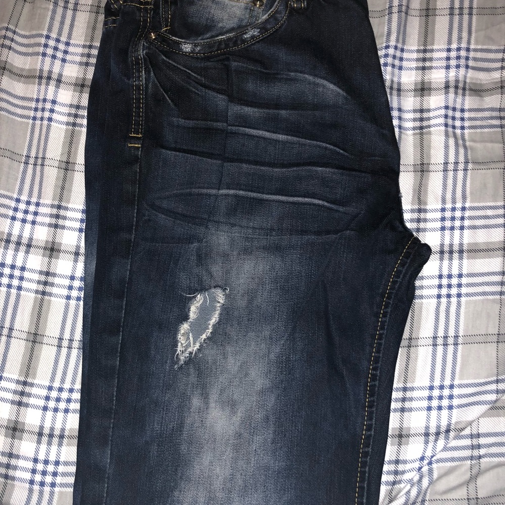 Black apple men’s jeans